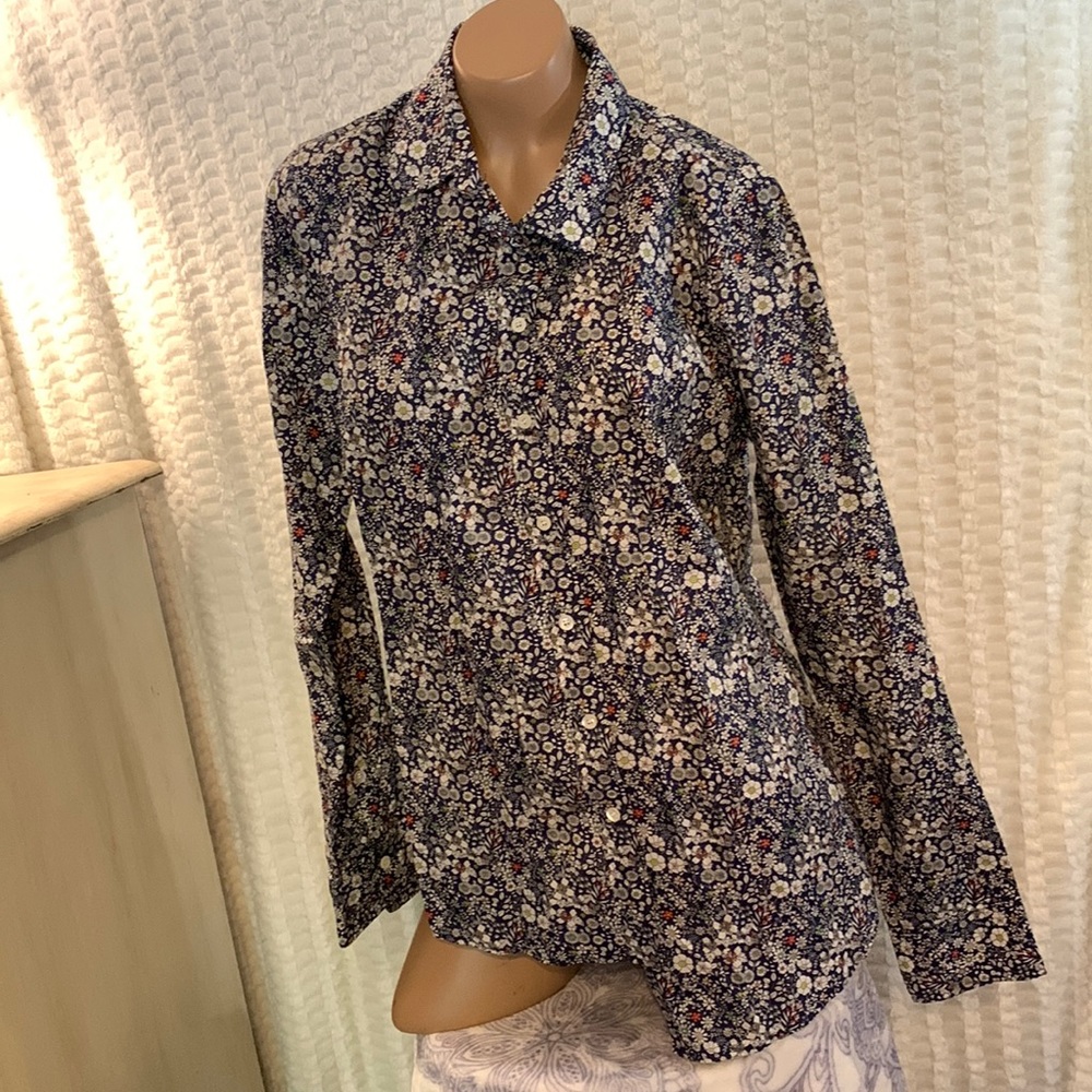 Liberty Art Fabrics for J.Crew Size 6 Floral Button Down Dress Shirt